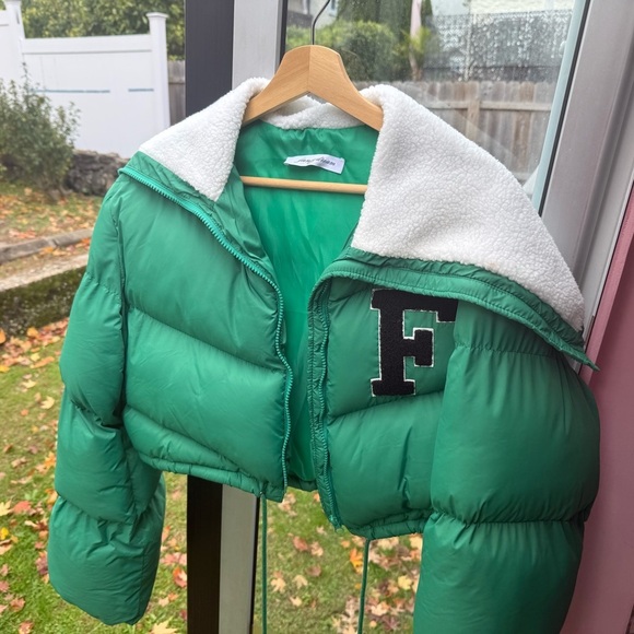 Green Puffer Jacket - Picture 4 of 7